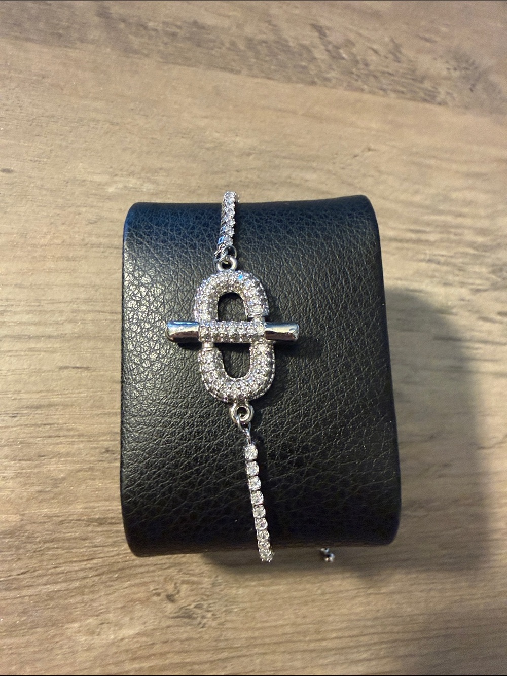 Rhinestone Toggle Bracelet with Chain Rhinestone Toggle Bracelet with Chain Drop